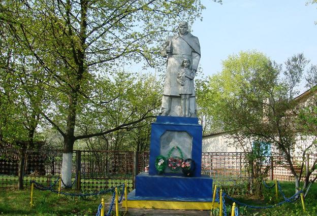 Памятник воину-освободителю, с.Истопки